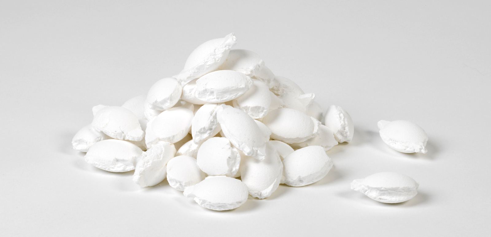 Calcium Chloride Anhydrous Nuts Molecular Products